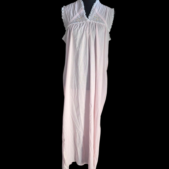 Unbranded Vintage Soft Pink Sleeveless Chemise Size Small - Picture 1 of 3